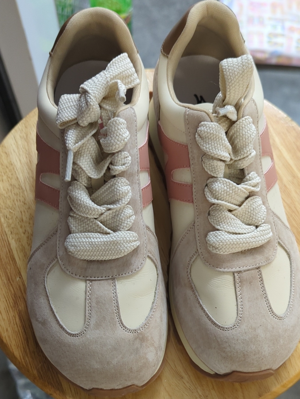 Women's Cream & Blush Casual Sneakers - Stylish Comfort
